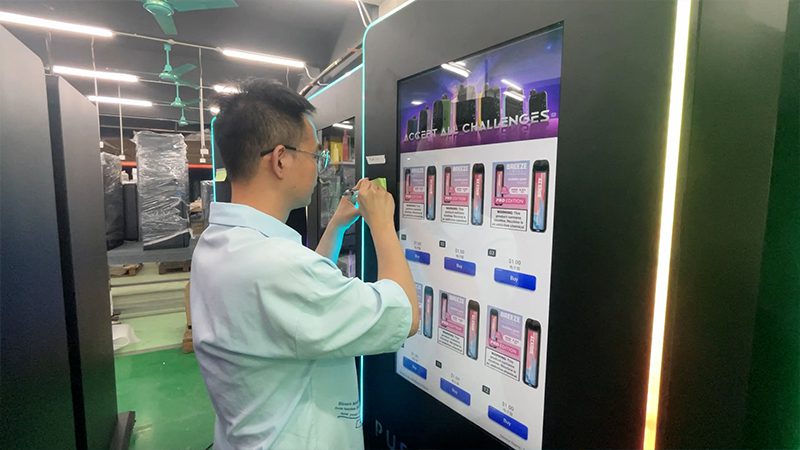 Quality inspection of commercial vending machines at the Reyeah factory